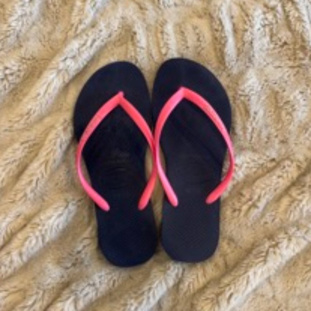 Navy Blue and Pink Havaianas Sandals size 37-38